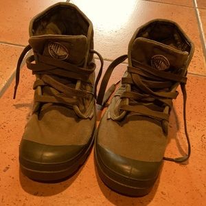 Palladium Green Army Boots